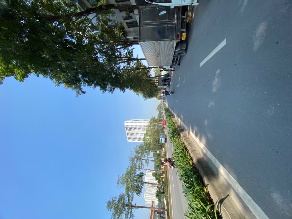 Bán nhà Nguyễn Xiển - diện tích 119.4m2 4 tầng - LÔ GÓC - VỈA HÈ TO TƯỚNG - giá 52,5 tỷ