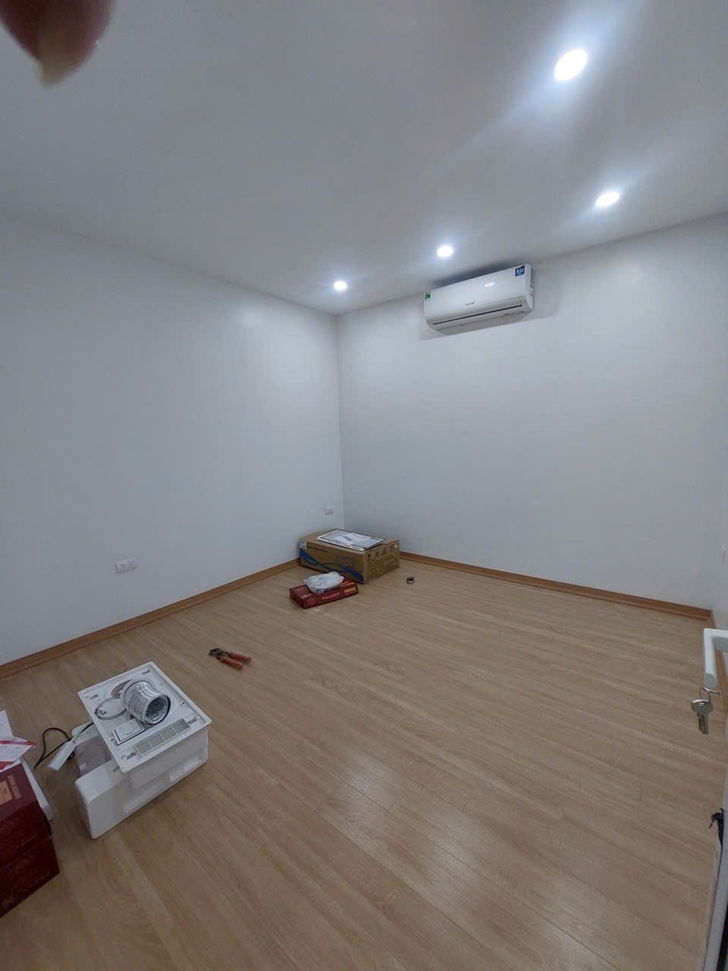 Bán nhà Lò Đúc - diện tích 70m2 1 tầng - Nhà đẹp hiếm có - giá 8,7 tỷ