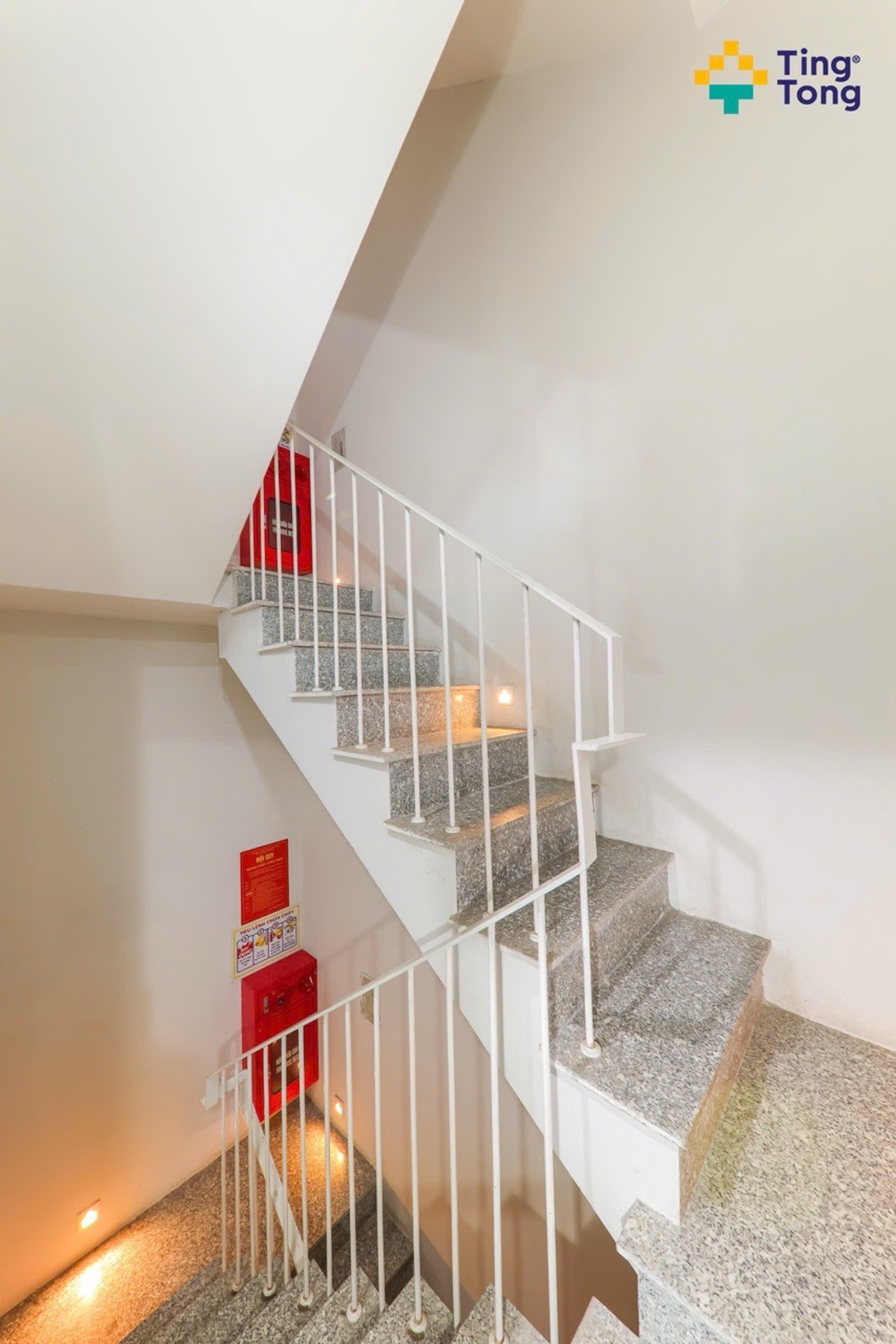 Bán nhà Kim Giang - diện tích 96m2 7 tầng - Căn hộ dịch vụ cao cấp - giá 39 tỷ