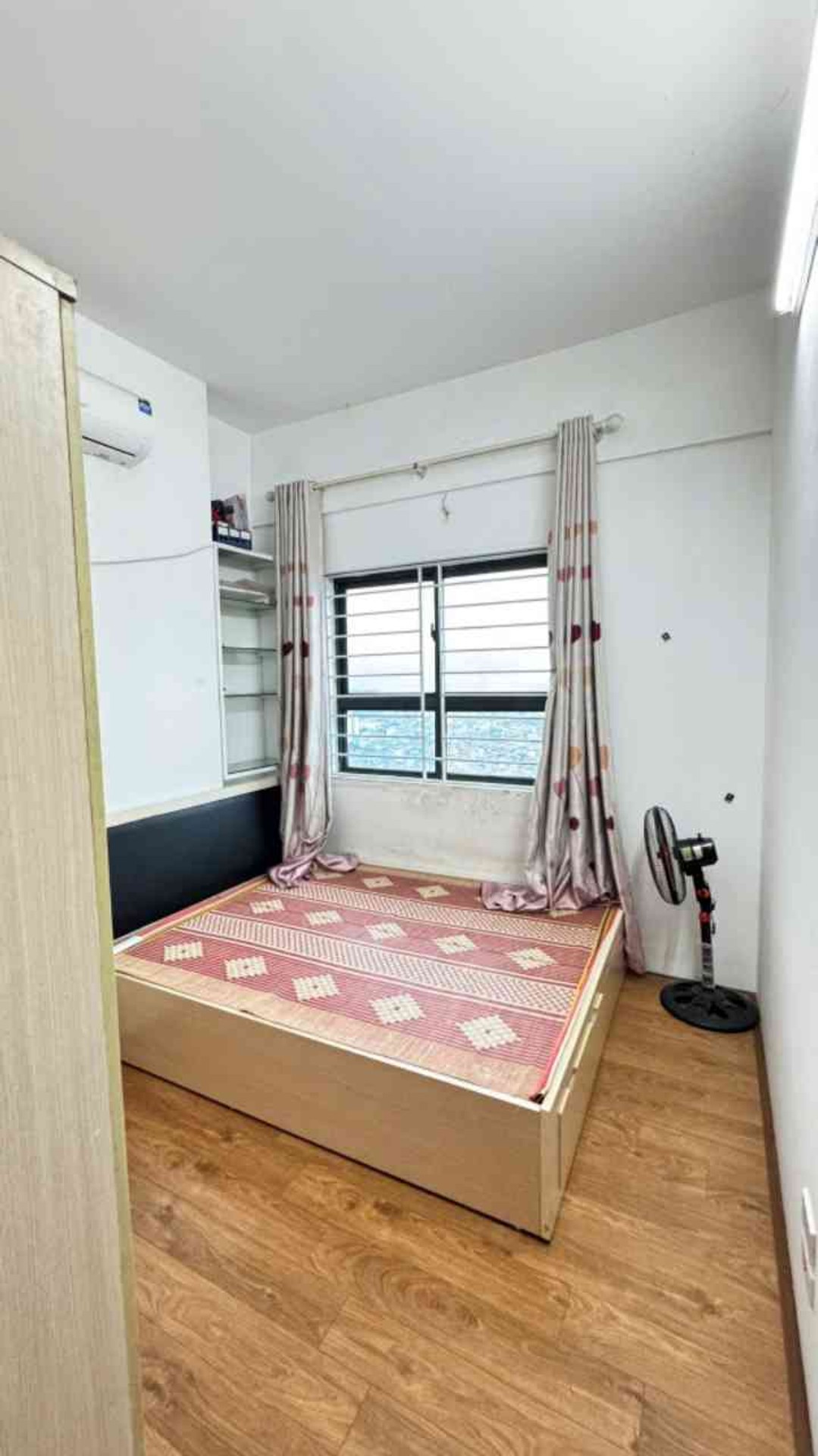 Bán nhà Nguyễn Xiển - diện tích 53m2 40 tầng - Căn hộ nhỏ xinh, 2PN, 2VS - giá 3,6 tỷ