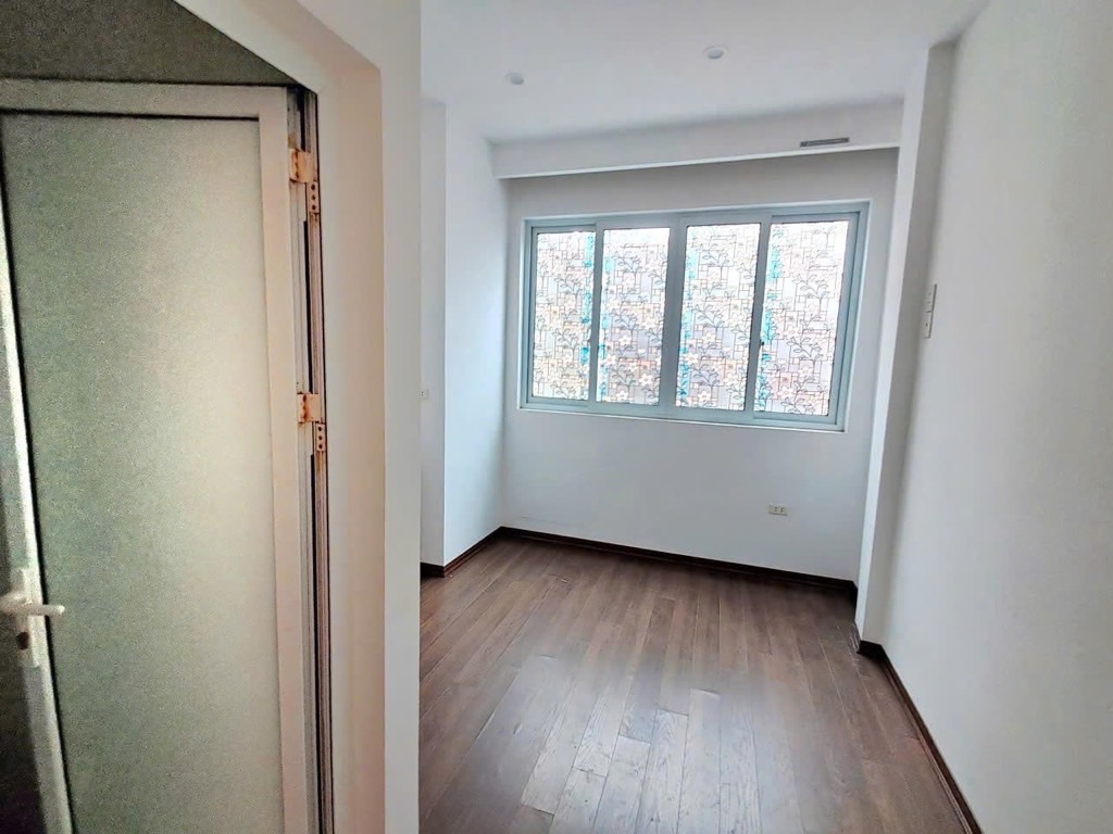 Bán nhà Bạch Mai - diện tích 24m2 5 tầng - Nhà đẹp gần ĐH Bách - giá 5,99 tỷ