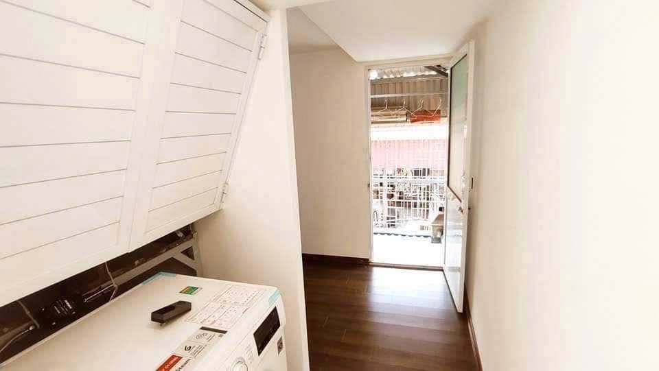 Bán nhà Bạch Mai - diện tích 24m2 5 tầng - Nhà đẹp gần ĐH Bách - giá 5,99 tỷ