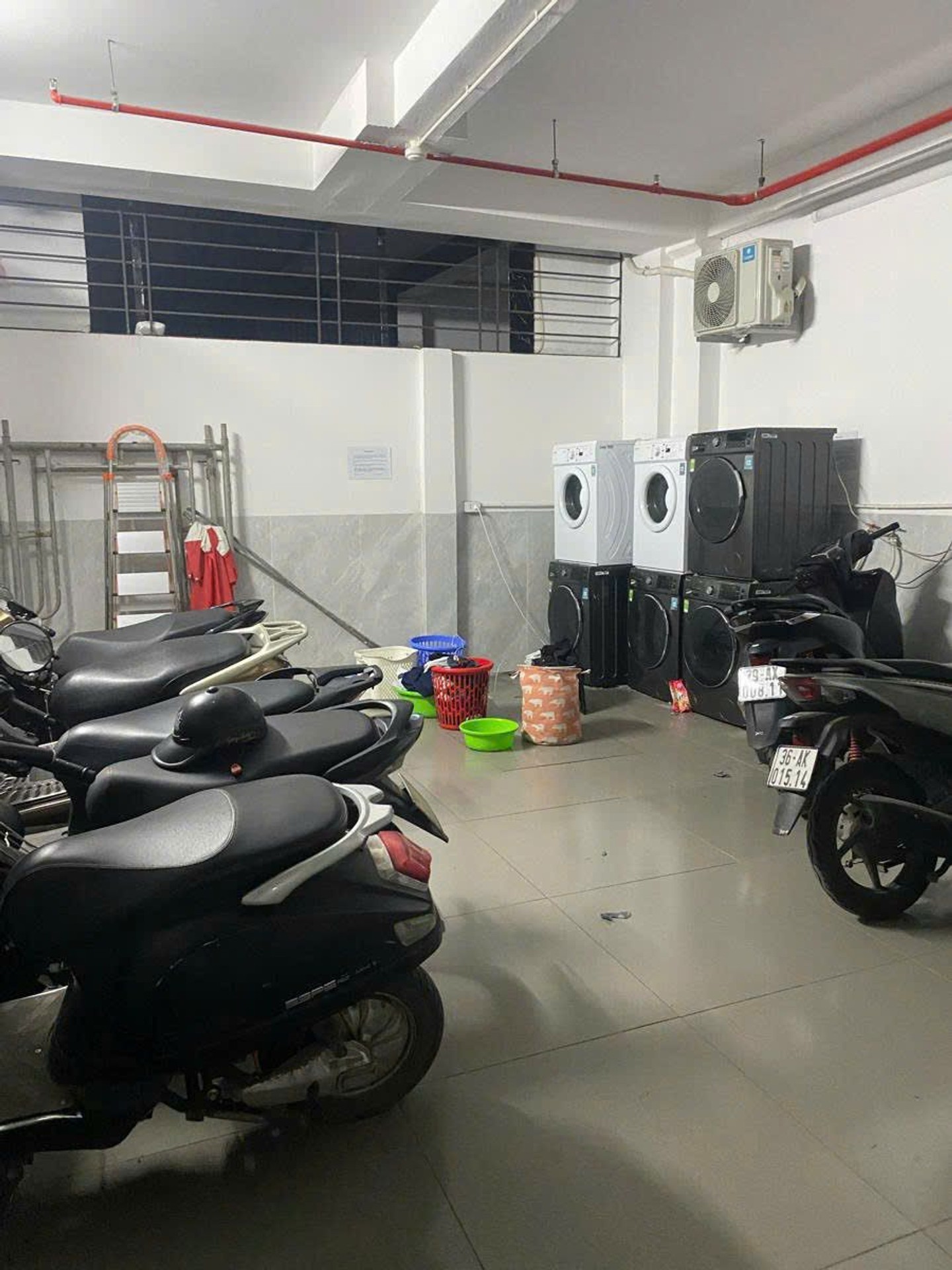 Bán nhà Bùi Xương Trạch - diện tích 113m2 8 tầng - Ô TÔ VÀO THOẢI MÁI - giá 37,3 tỷ