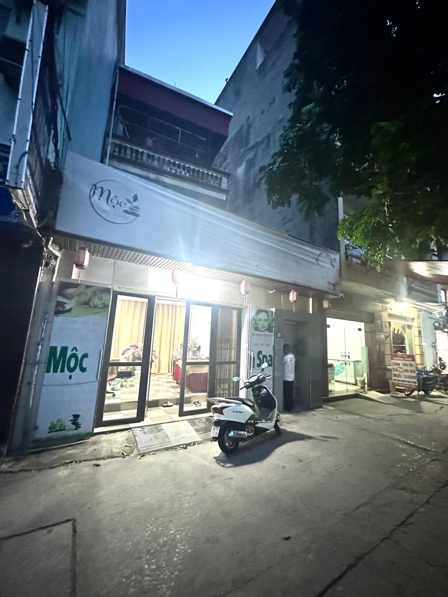 Bán nhà Đại Từ - diện tích 98m2 3 tầng - ô tô tránh - giá 32 tỷ