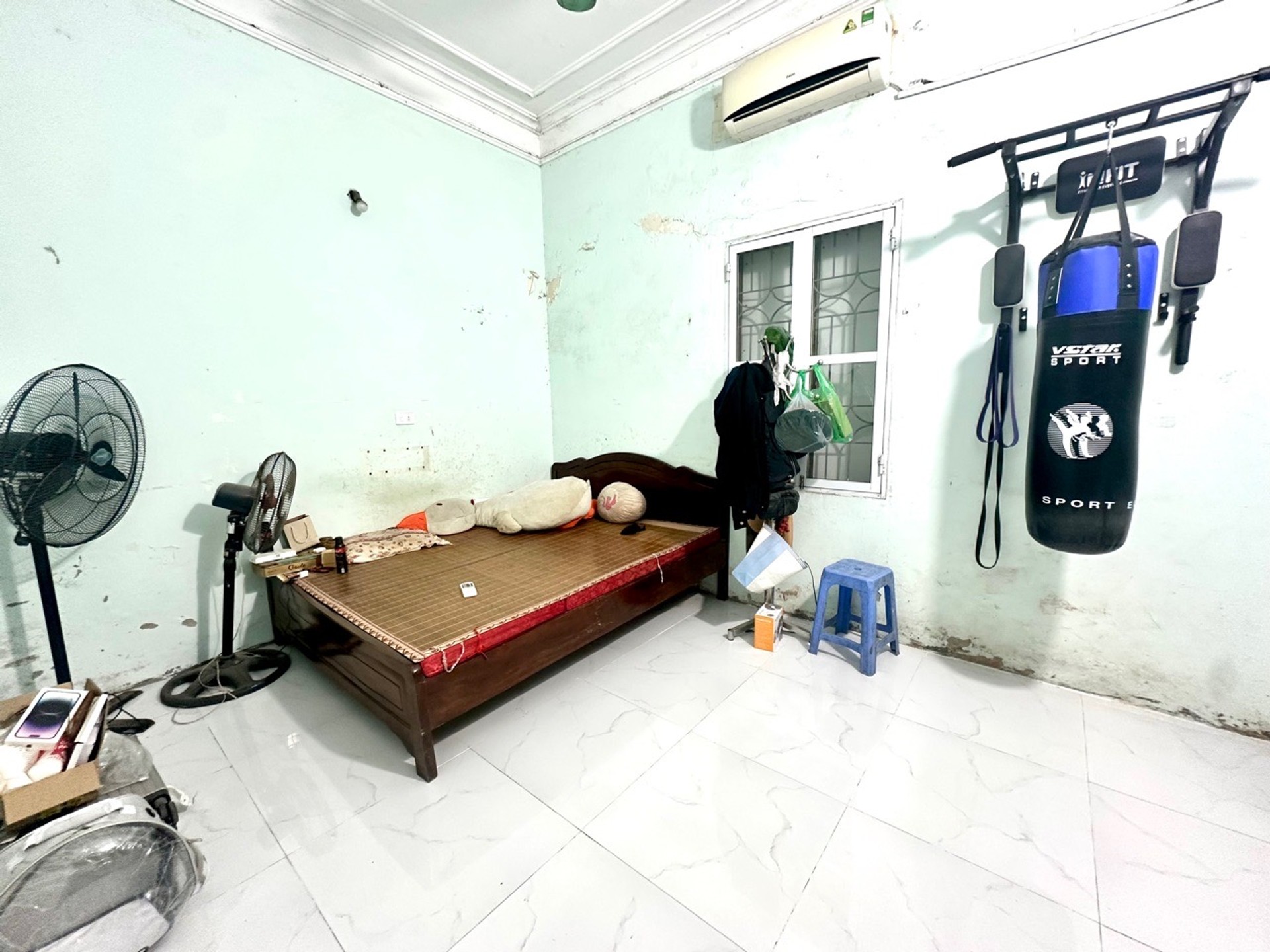 Bán nhà Đại Từ - diện tích 98m2 3 tầng - ô tô tránh - giá 32 tỷ
