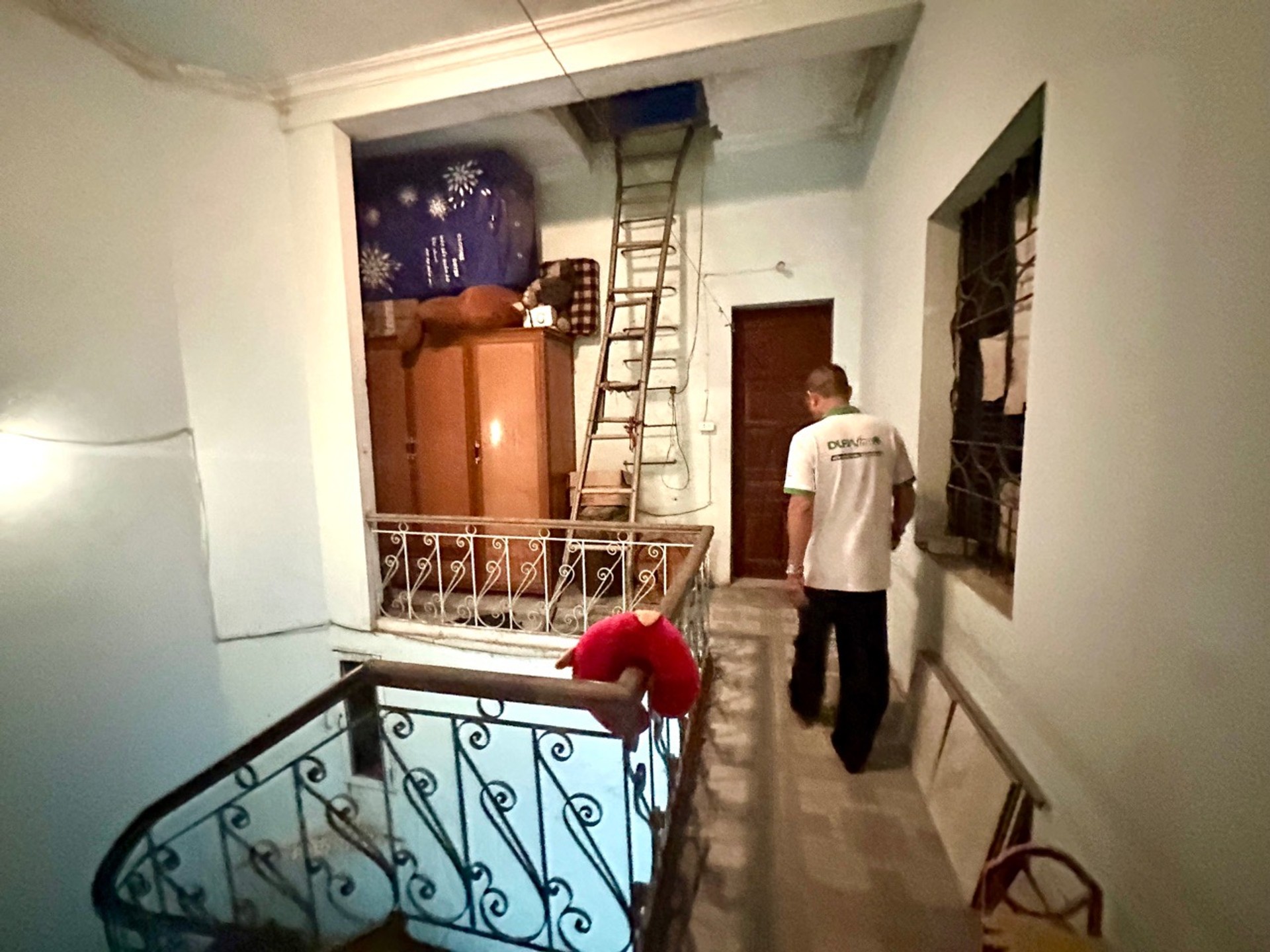 Bán nhà Đại Từ - diện tích 98m2 3 tầng - ô tô tránh - giá 32 tỷ