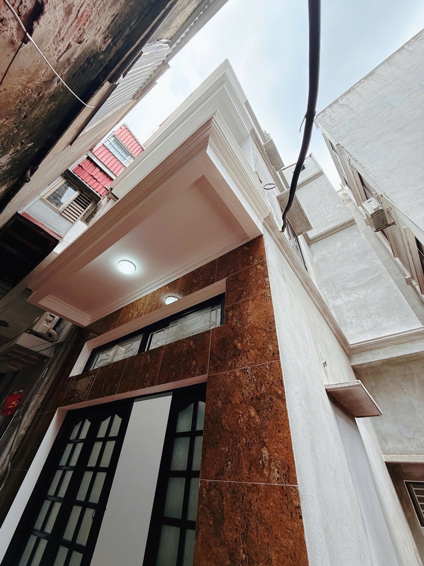 Bán nhà Trung Phụng - diện tích 25m2 4 tầng - Nhà dân xây chắc chắn - giá 6,9 tỷ