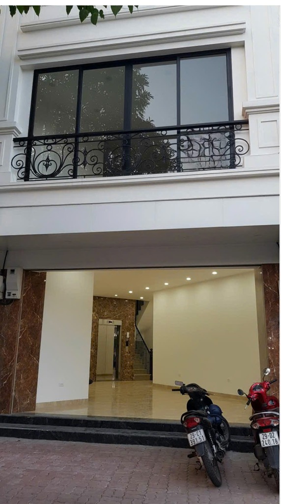 Bán nhà Trần Khát Chân - diện tích 83m2 5 tầng - Mặt phố - giá 53 tỷ