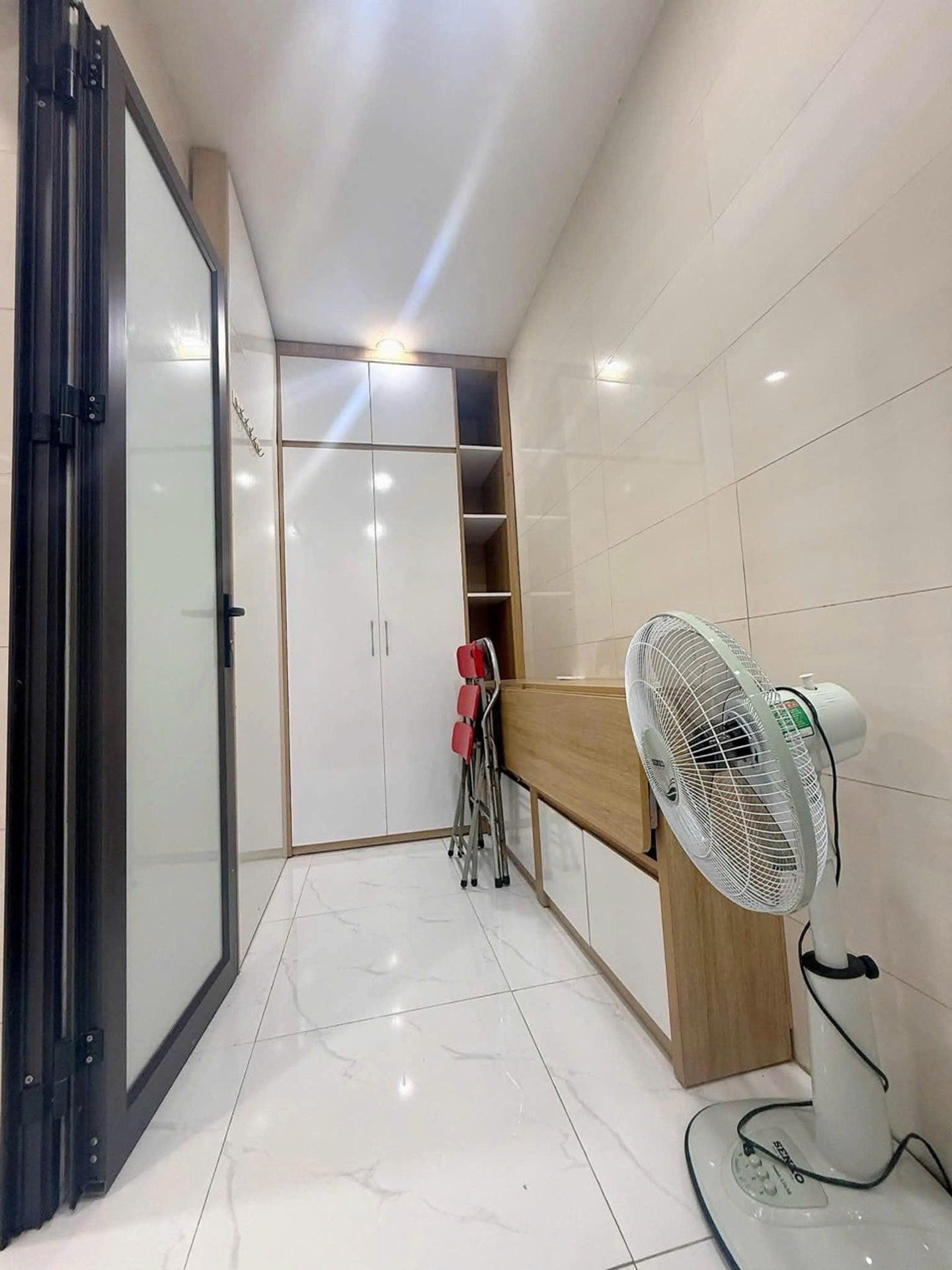 Bán nhà Hồng Mai - diện tích 20m2 1 tầng - ô tô đỗ cửa - giá 3,88 tỷ