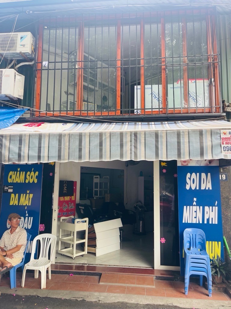 Bán nhà Kim Ngưu - diện tích 23m2 2 tầng - Ô tô tránh nhau - giá 2,98 tỷ