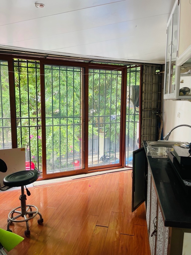Bán nhà Kim Ngưu - diện tích 23m2 2 tầng - Ô tô tránh nhau - giá 2,98 tỷ