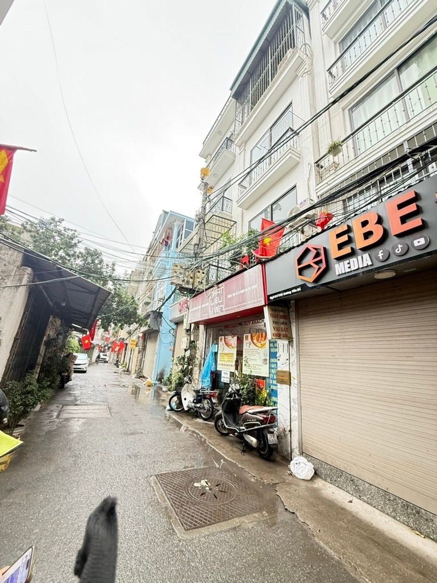 Bán nhà Dương Văn Bé - diện tích 52m2 4 tầng - MẶT NGÕ Ô TÔ TRÁNH - giá 23,5 tỷ