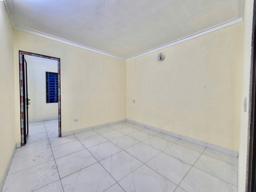 Bán nhà Định Công Hạ - diện tích 51m2 3 tầng - gần ô tô - giá 3,3 tỷ