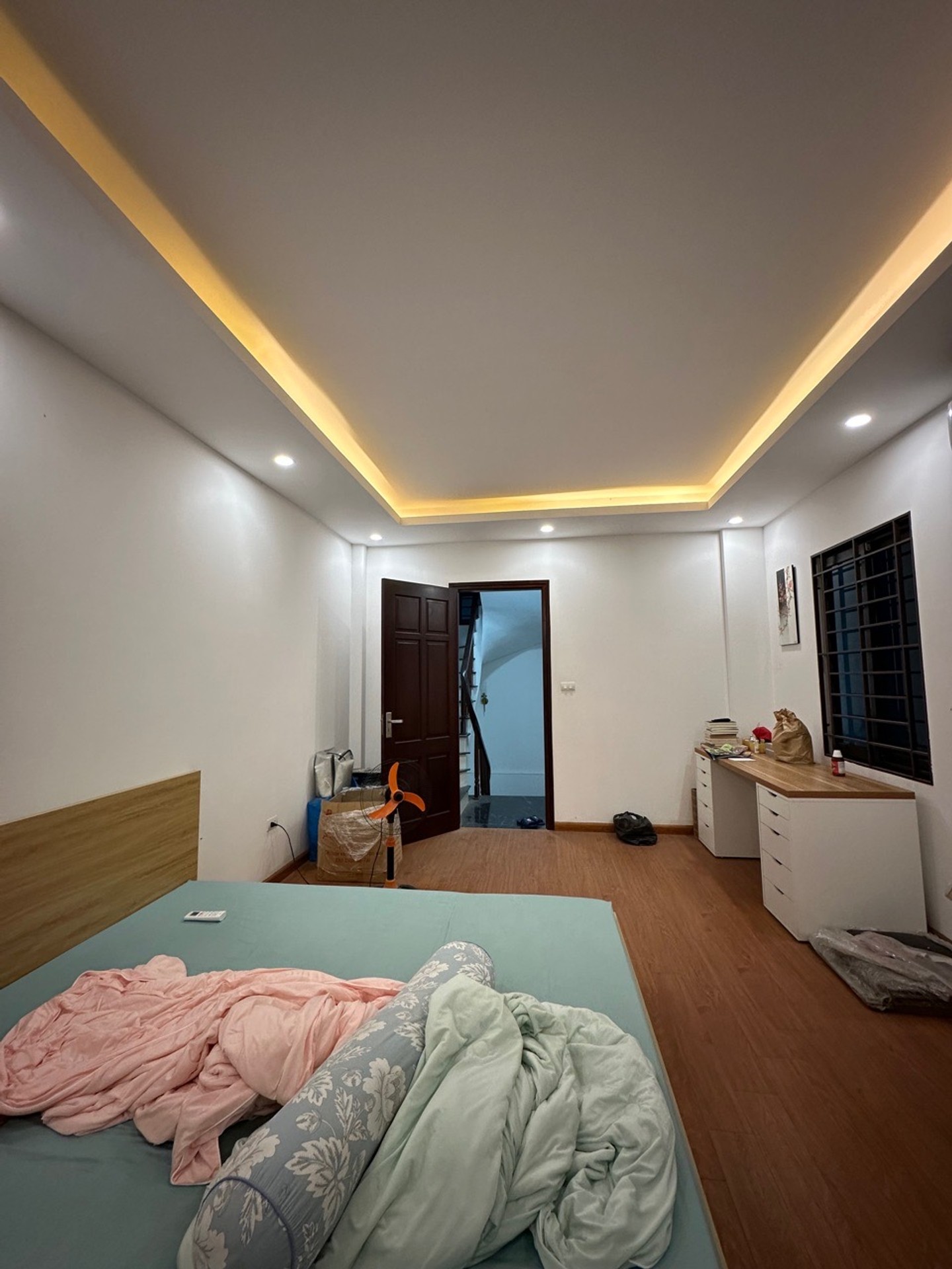 Bán nhà Hoàng Mai - diện tích 44m2 5 tầng - Nhà dân xây đẹp cực kỳ chắc chắn - giá 8,8 tỷ