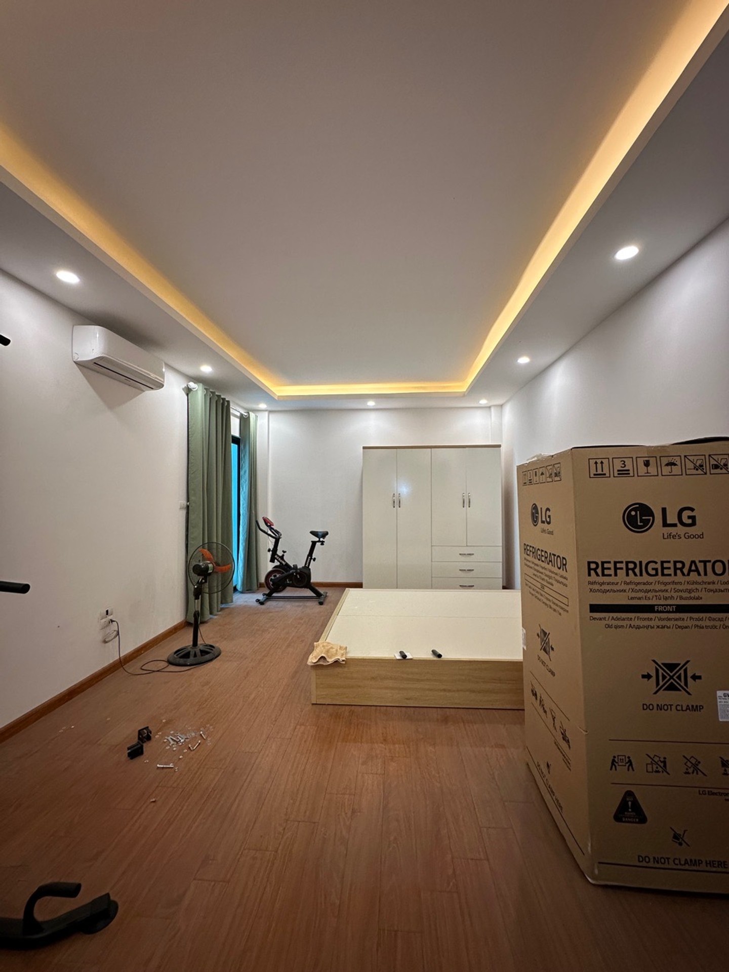 Bán nhà Hoàng Mai - diện tích 44m2 5 tầng - Nhà dân xây đẹp cực kỳ chắc chắn - giá 8,8 tỷ
