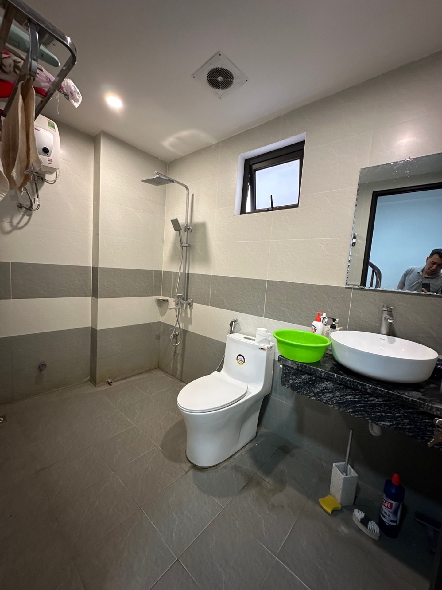 Bán nhà Hoàng Mai - diện tích 44m2 5 tầng - Nhà dân xây đẹp cực kỳ chắc chắn - giá 8,8 tỷ