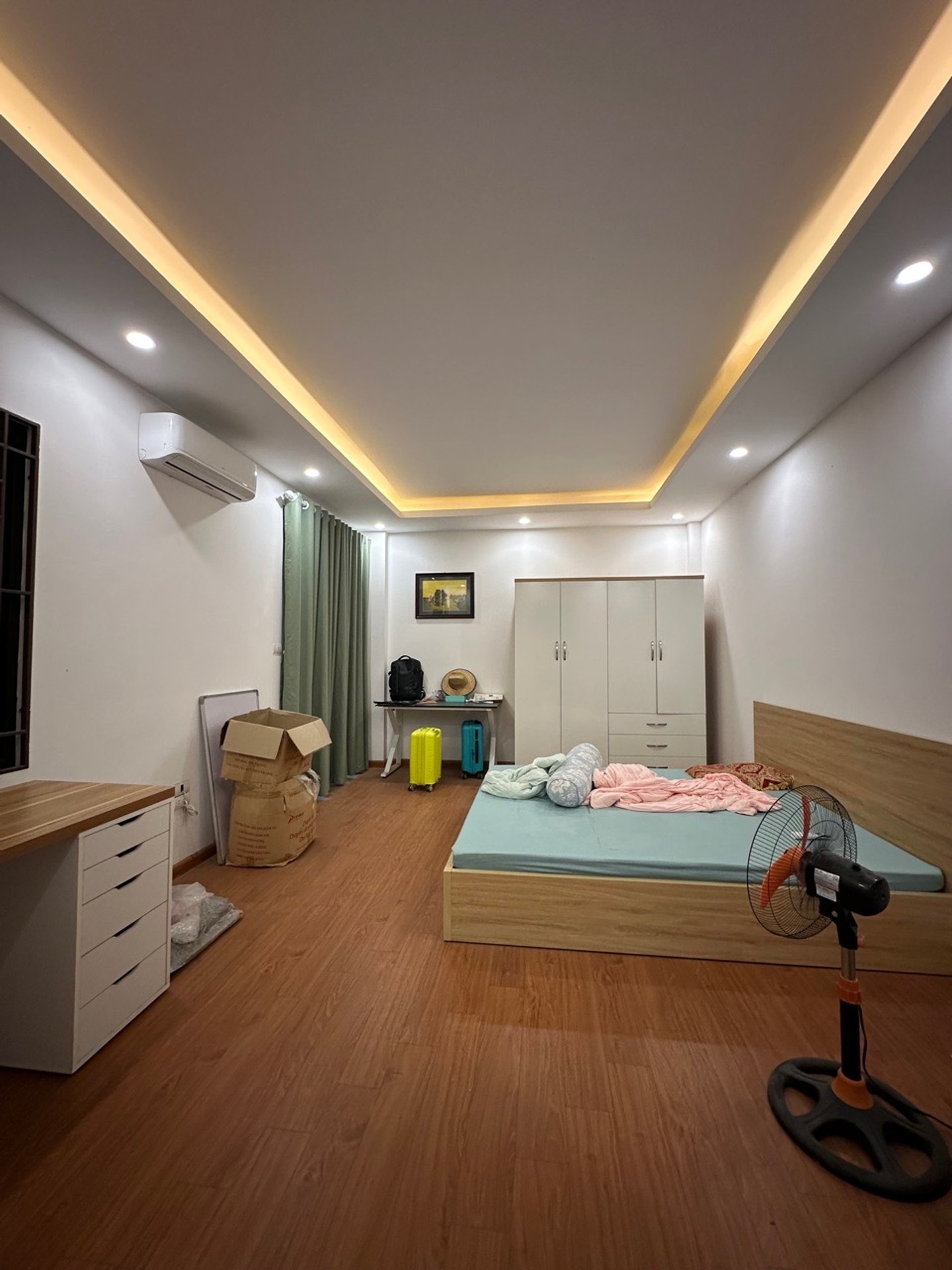 Bán nhà Hoàng Mai - diện tích 44m2 5 tầng - Nhà dân xây đẹp cực kỳ chắc chắn - giá 8,8 tỷ
