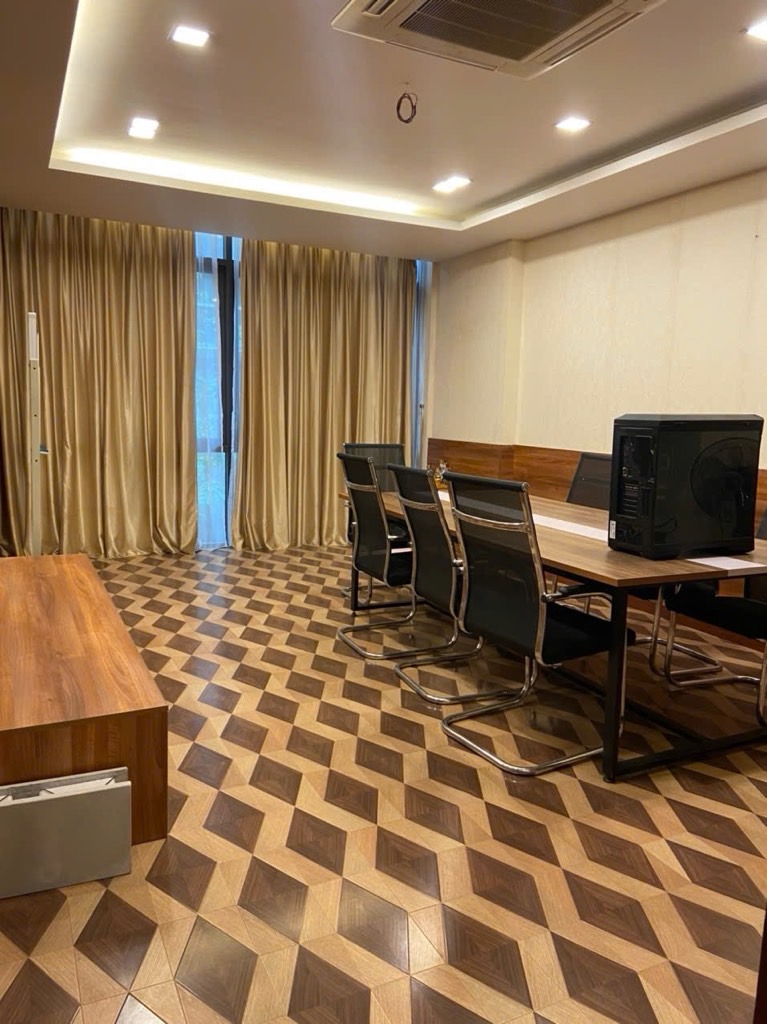 Bán nhà Nguyễn Thị Định - diện tích 60m2 6 tầng - Ô tô tránh - giá 33,8 tỷ