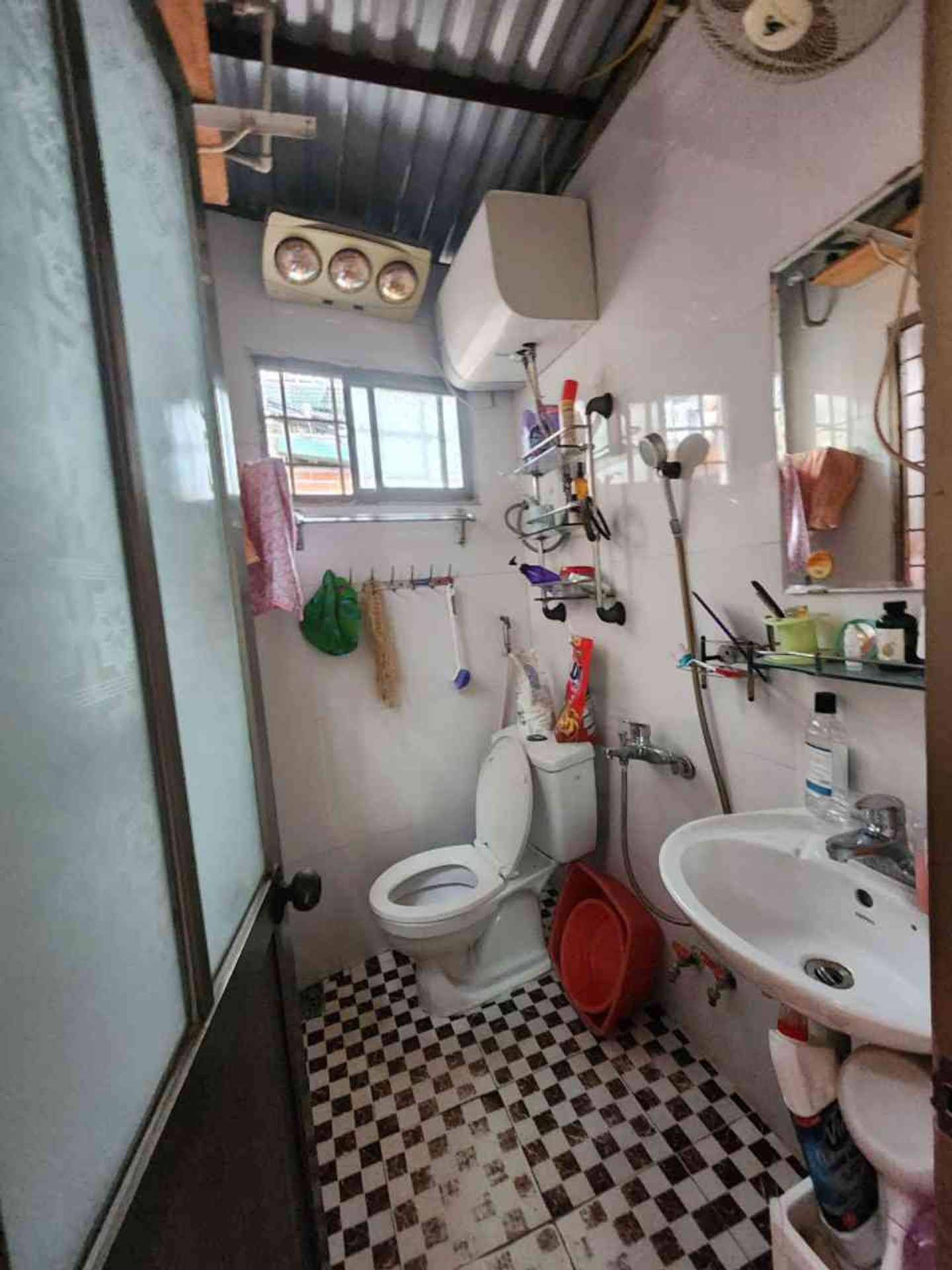 Bán nhà Tân Mai - diện tích 50m2 1 tầng - Căn hộ tập thể xinh xắn - giá 3,7 tỷ