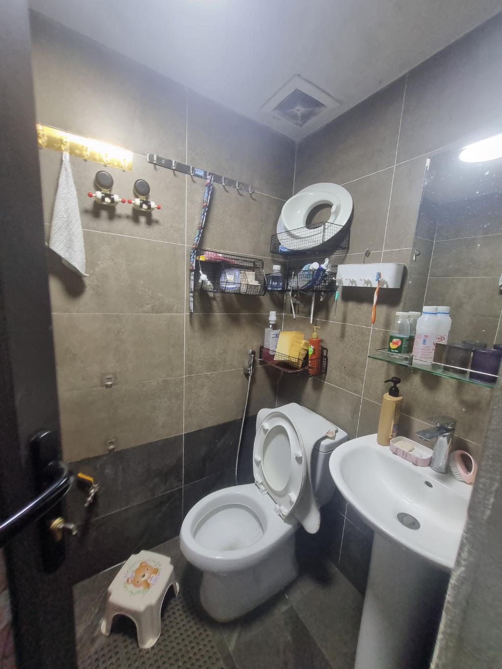 Bán nhà Kim Giang - diện tích 95m2 5 tầng - Ngõ thông - giá 25 tỷ