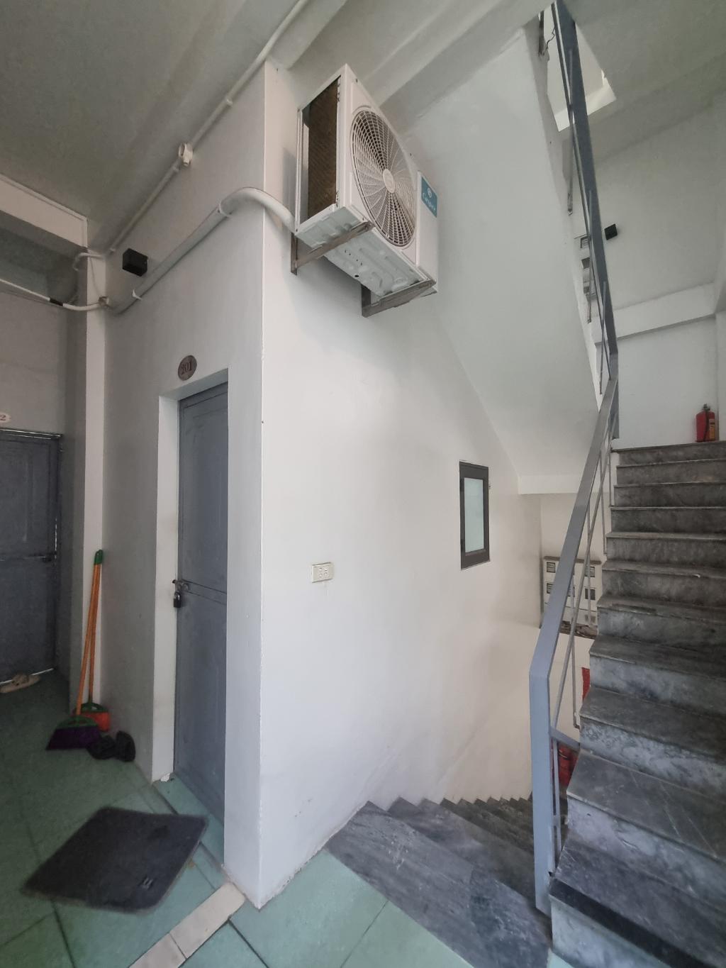 Bán nhà Kim Giang - diện tích 95m2 5 tầng - Ngõ thông - giá 25 tỷ