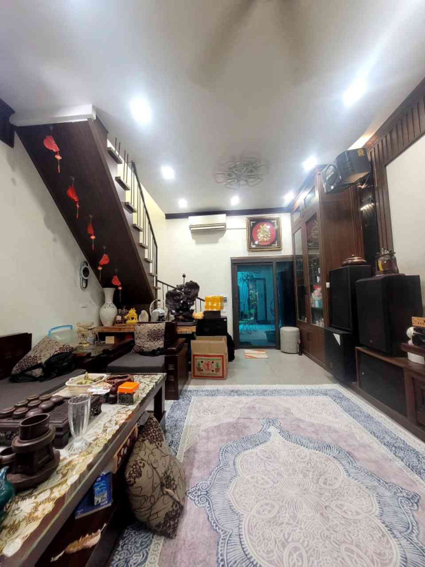 Bán nhà Nam Dư - diện tích 125m2 2 tầng - Ô tô tránh - giá 27,5 tỷ