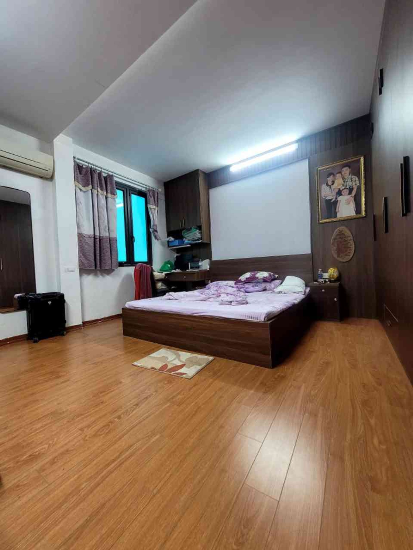 Bán nhà Nam Dư - diện tích 125m2 2 tầng - Ô tô tránh - giá 27,5 tỷ
