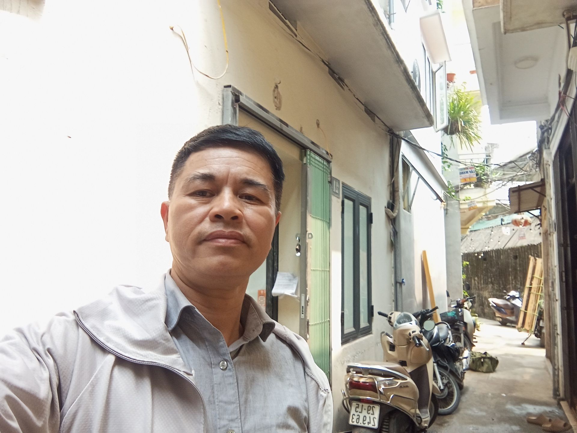 Bán nhà Lĩnh Nam - diện tích 21m2 3 tầng - Cực hiếm - giá 2,4 tỷ