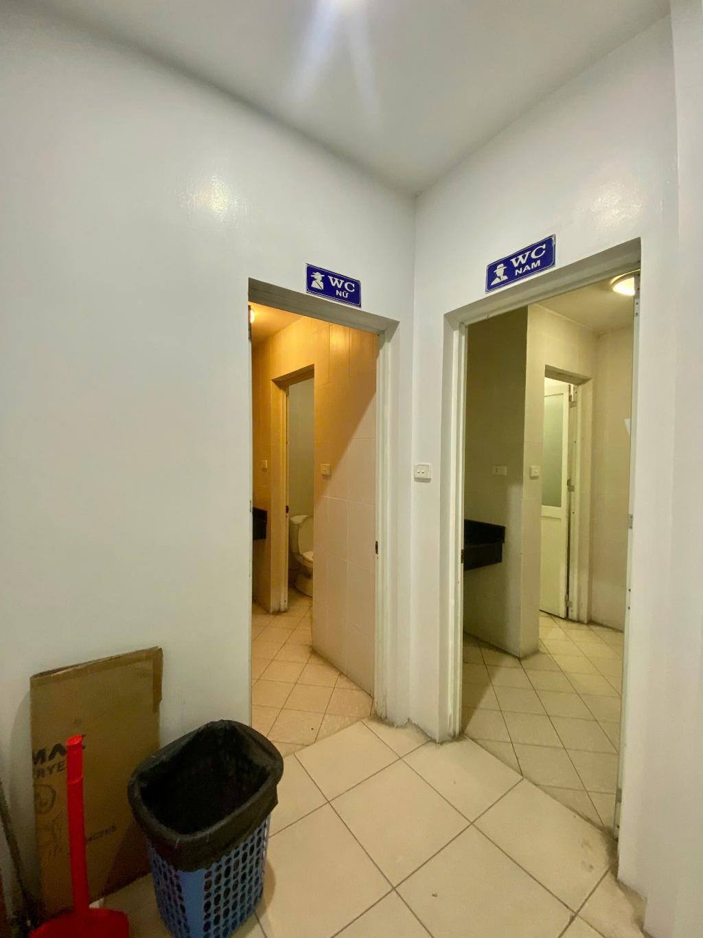 Bán nhà Lê Thanh Nghị - diện tích 457m2 9 tầng - Mặt phố kinh doanh - giá 295 tỷ