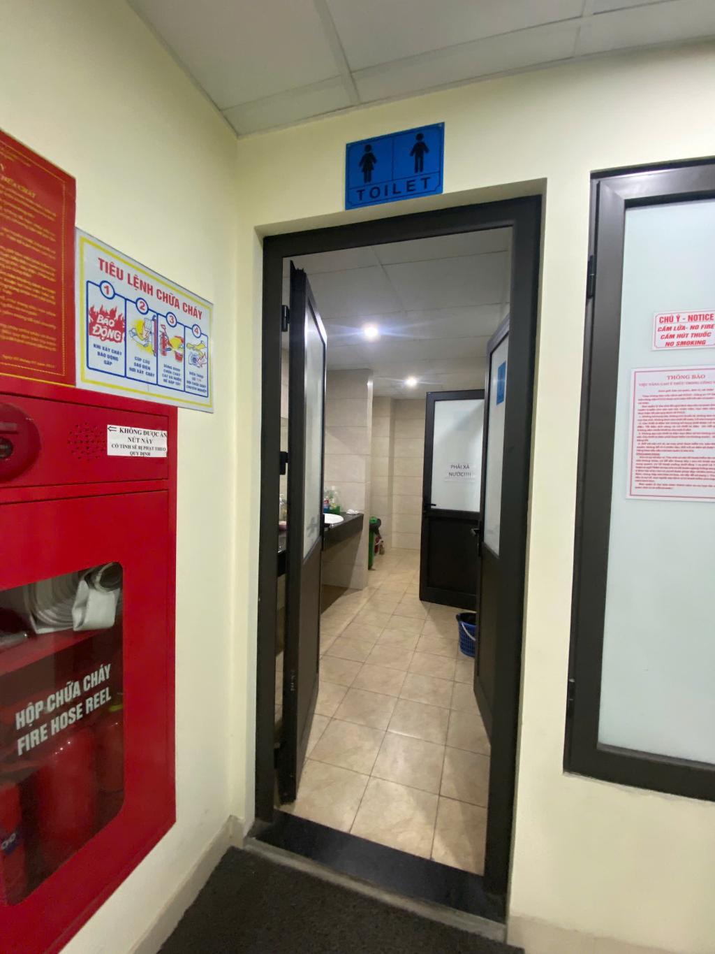 Bán nhà Lê Thanh Nghị - diện tích 457m2 9 tầng - Mặt phố kinh doanh - giá 295 tỷ