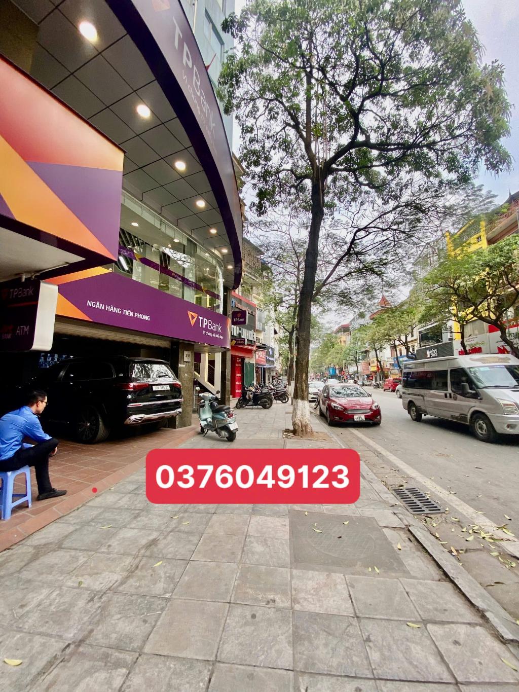 Bán nhà Lê Thanh Nghị - diện tích 457m2 9 tầng - Mặt phố kinh doanh - giá 295 tỷ