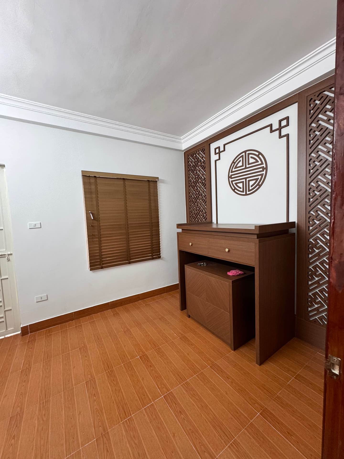 Bán nhà ngõ Quỳnh - diện tích 31m2 5 tầng - Ô tô đỗ cổng - giá 10,35 tỷ