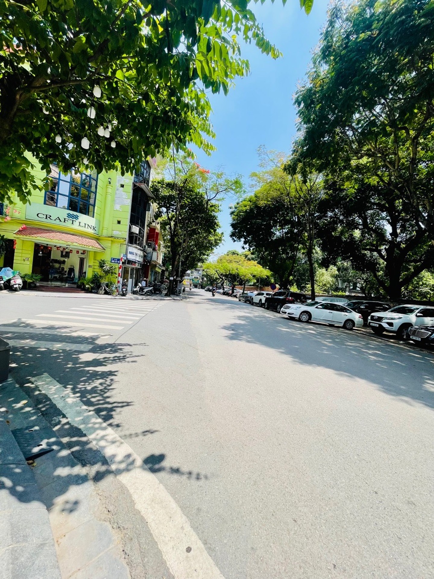 Bán nhà Văn Miếu - diện tích 50m2 4 tầng - ô tô tránh - giá 35,5 tỷ