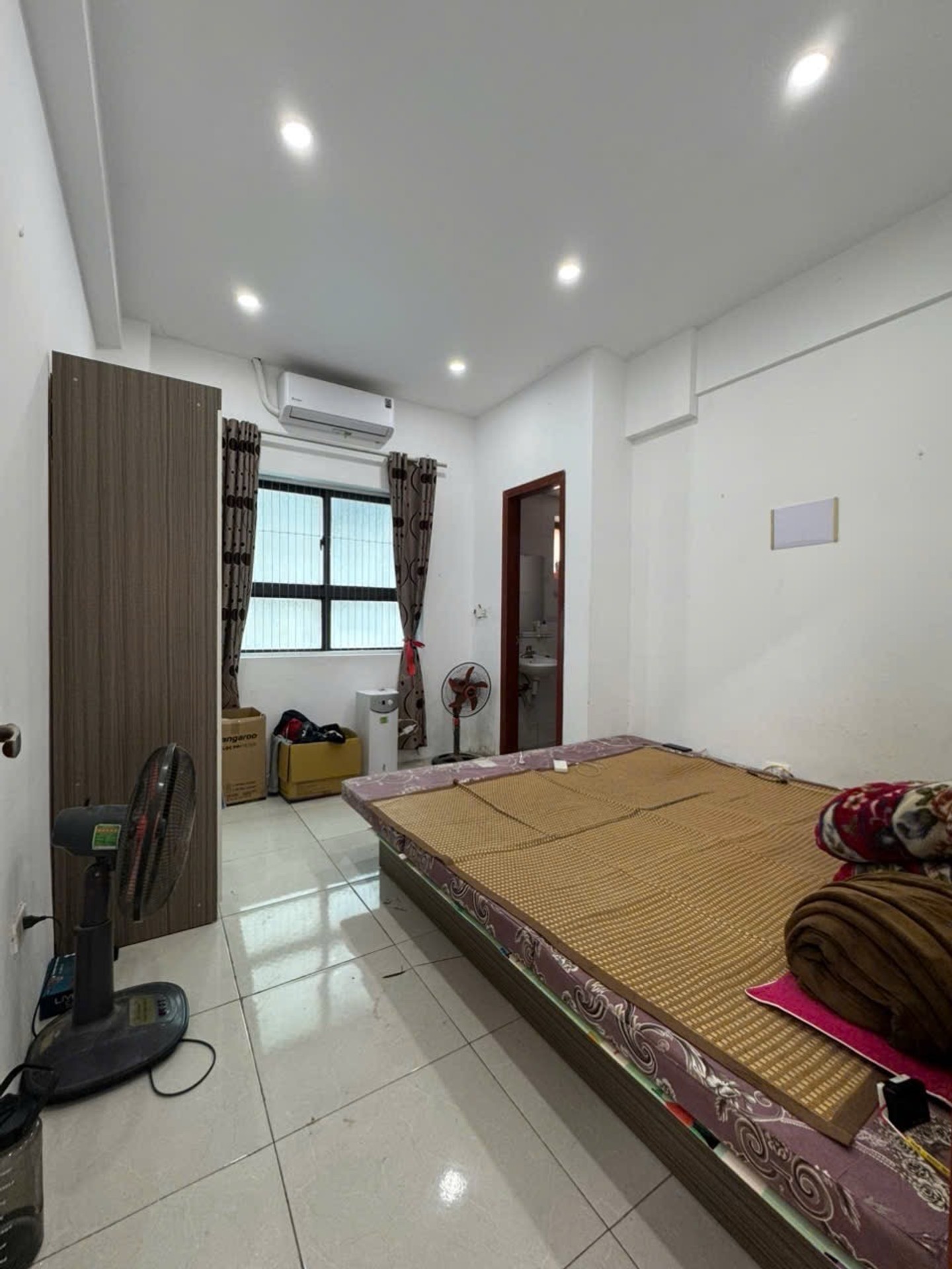 Bán nhà Nguyễn Xiển - diện tích 62m2 1 tầng - sổ đỏ chính chủ - giá 3,7 tỷ