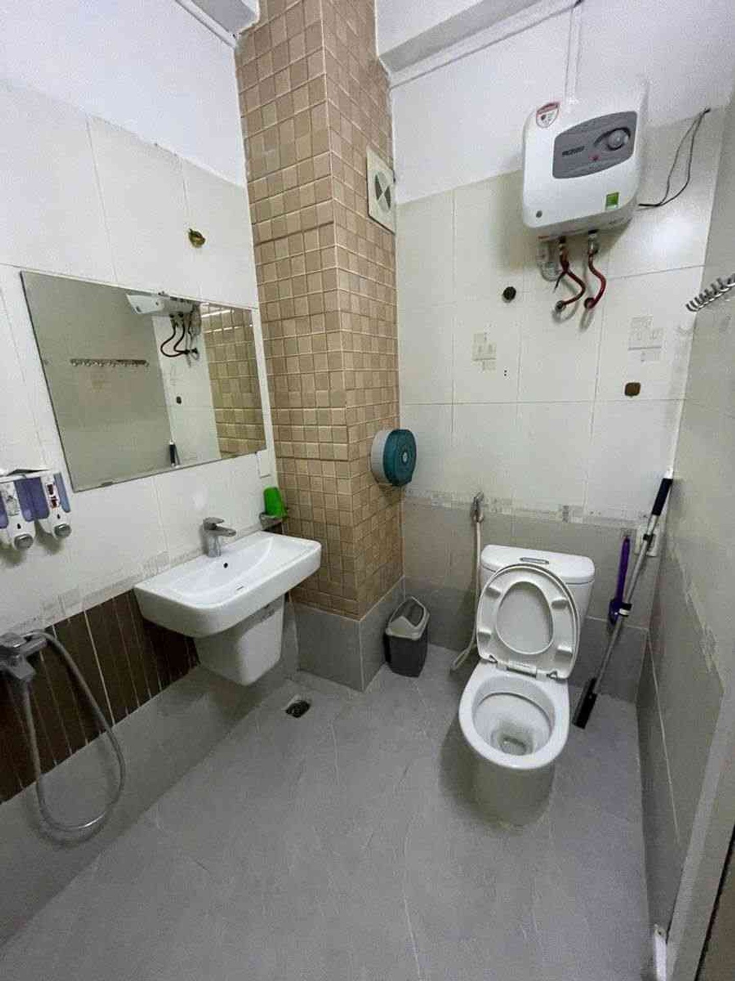 Bán nhà Nguyễn Đình Chiểu - diện tích 74m2 6 tầng - Dòng tiền khủng - giá 24,8 tỷ