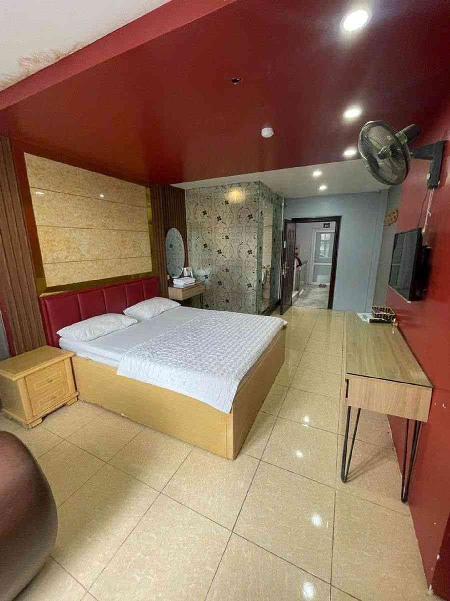 Bán nhà Nguyễn Đình Chiểu - diện tích 74m2 6 tầng - Dòng tiền khủng - giá 24,8 tỷ