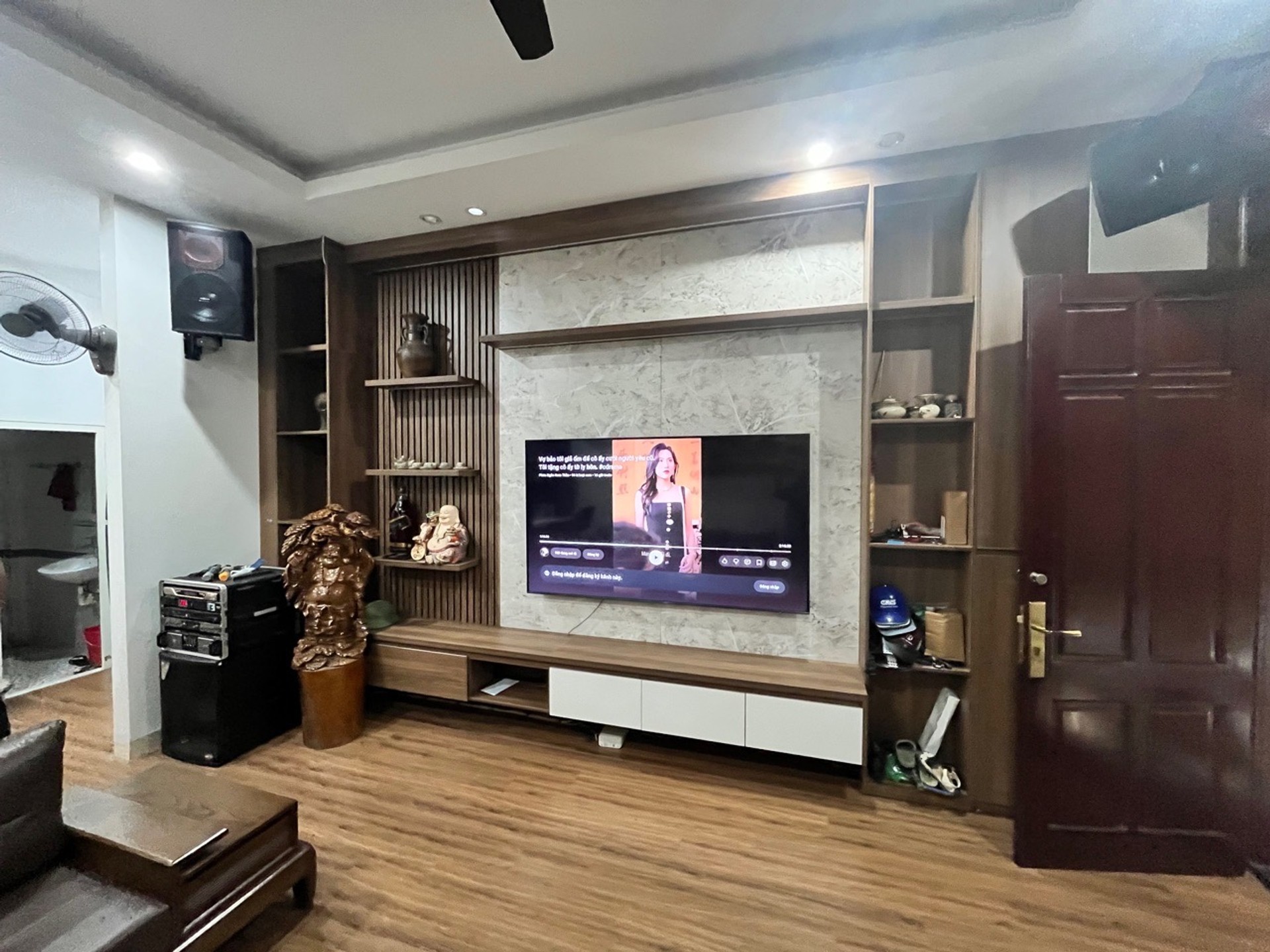 Bán nhà 38 Hai Bà Trưng - diện tích 45m2 5 tầng - Nhà đẹp mê ly - giá 10 tỷ
