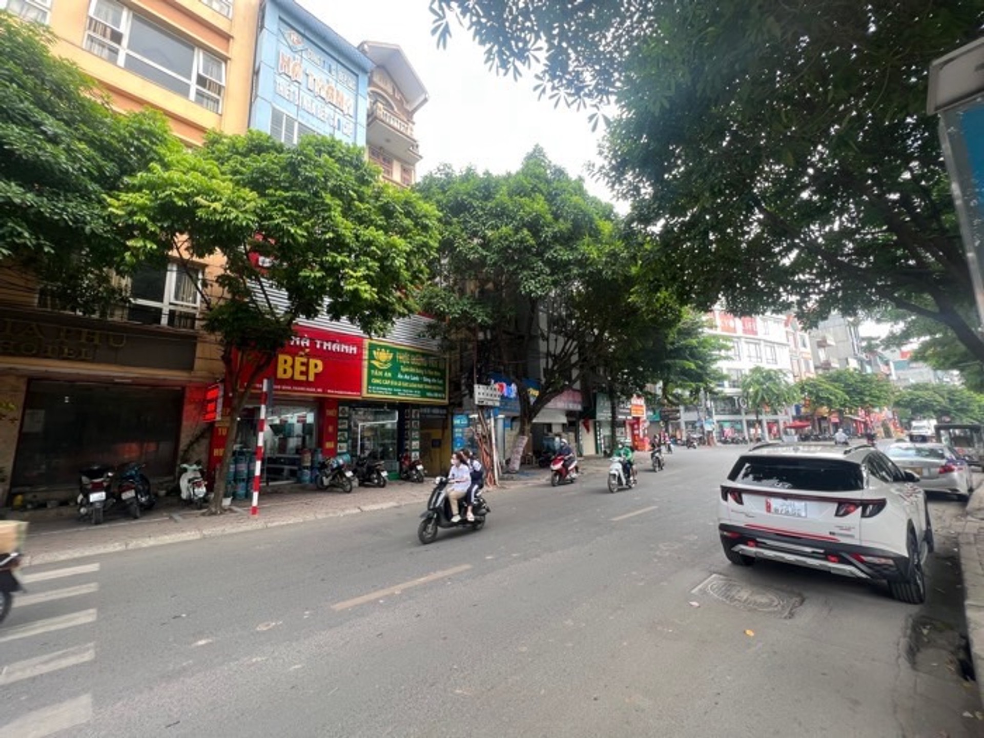 Bán nhà Khương Đình - diện tích 30m2 5 tầng - Lô góc kinh doanh - giá 14 tỷ