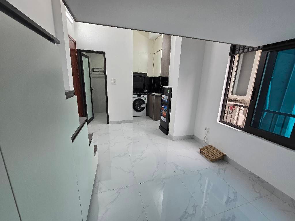 Bán nhà Hào Nam - diện tích 63.7m2 8 tầng - Thang máy, gần phố - giá 25 tỷ