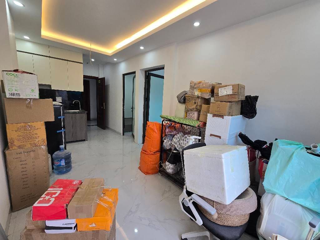 Bán nhà Hào Nam - diện tích 63.7m2 8 tầng - Thang máy, gần phố - giá 25 tỷ