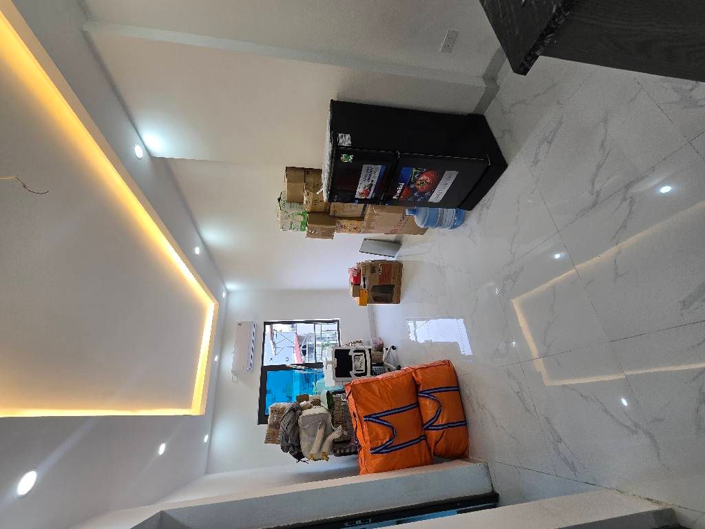 Bán nhà Hào Nam - diện tích 63.7m2 8 tầng - Thang máy, gần phố - giá 25 tỷ