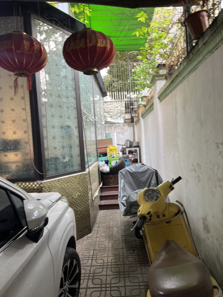 Bán nhà Tây Nam Linh Đàm - diện tích 220m2 4 tầng - Biệt thự lô góc - giá 90 tỷ