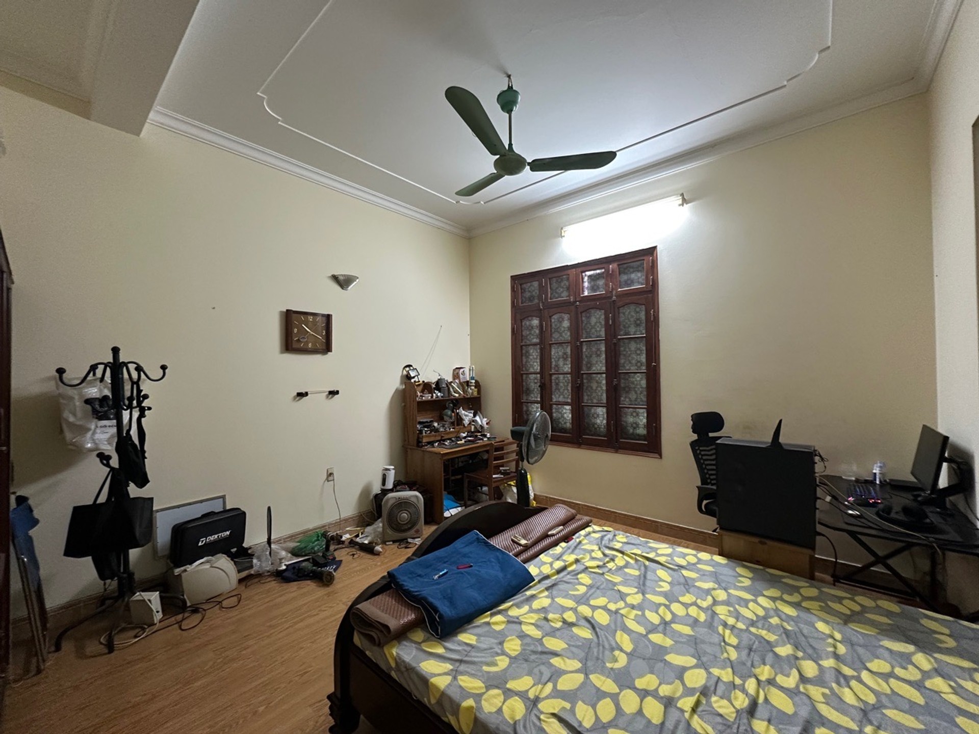 Bán nhà Thanh Nhàn - diện tích 72m2 3 tầng - Mặt ngõ thông - giá 18 tỷ