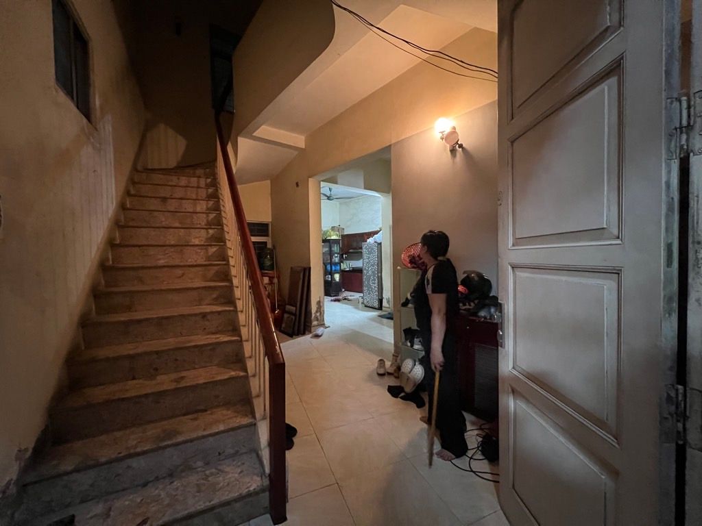 Bán nhà Giáp Bát - diện tích 117m2 4 tầng - Lô góc, phù hợp xây căn hộ dịch vụ - giá 19 tỷ