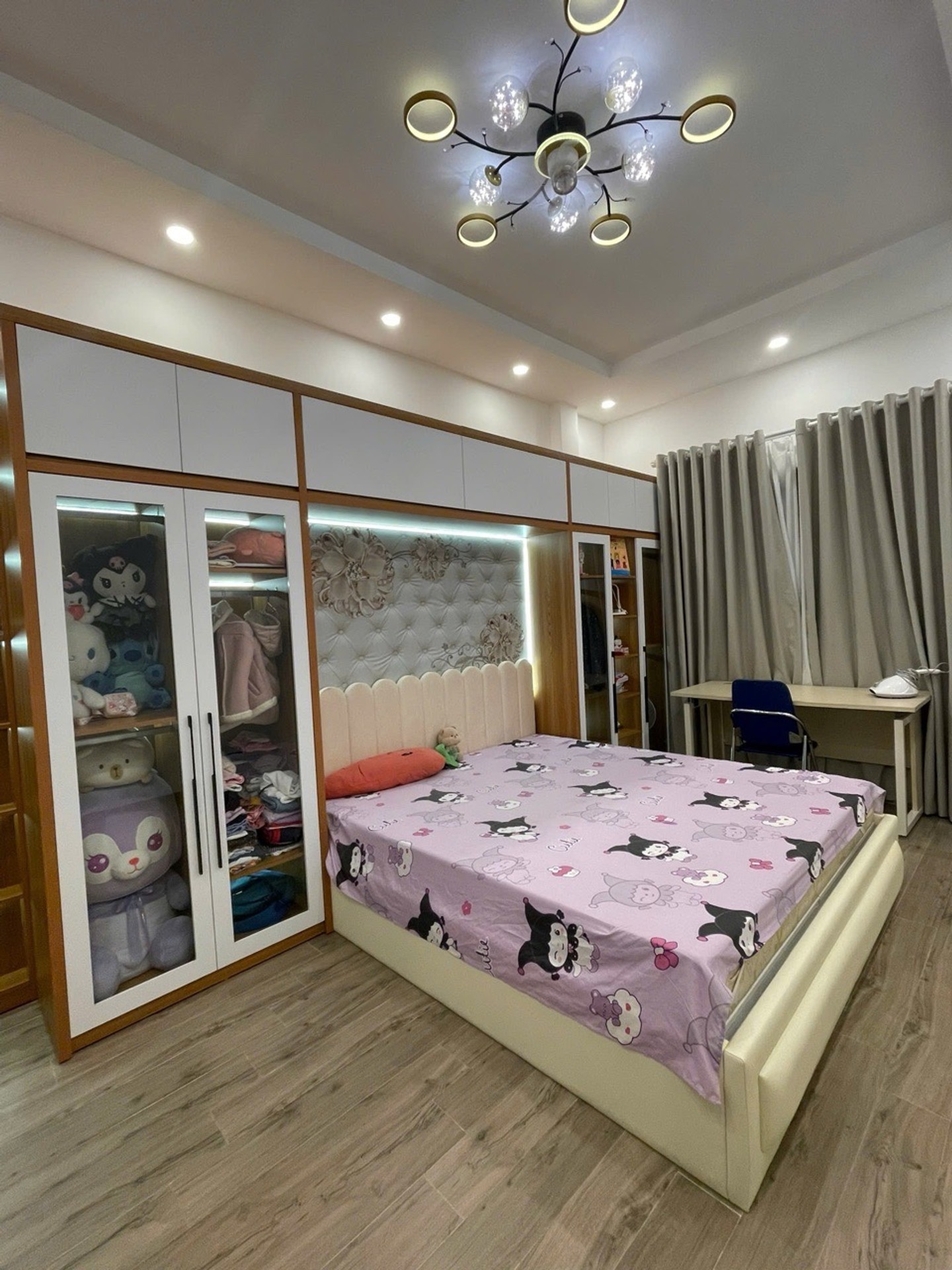 Bán nhà Nguyễn Cao - diện tích 26m2 4 tầng - Ngõ thông, kinh doanh - giá 9,3 tỷ