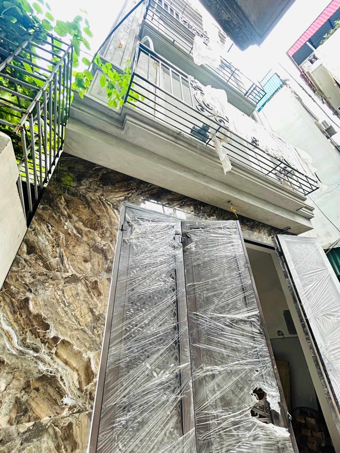Bán nhà Lĩnh Nam - diện tích 71m2 6 tầng - CCMN khép kín 14 phòng - giá 16,8 tỷ