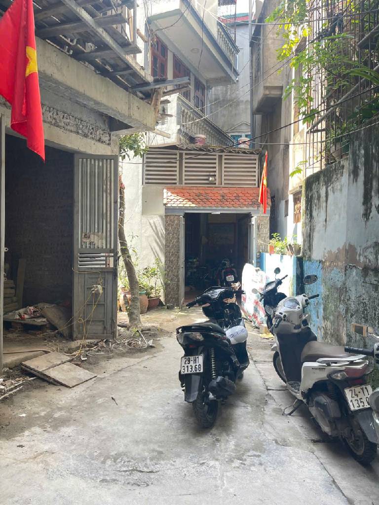 Bán nhà Nguyễn Khoái - diện tích 46m2 0 tầng - Đất vuông, mặt tiền vát - giá 7,3 tỷ