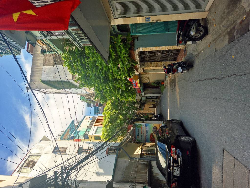 Bán nhà Hoàng Văn Thái - diện tích 110m2 3 tầng - Ngõ VIP phân lô ô tô tránh - giá 29,5 tỷ