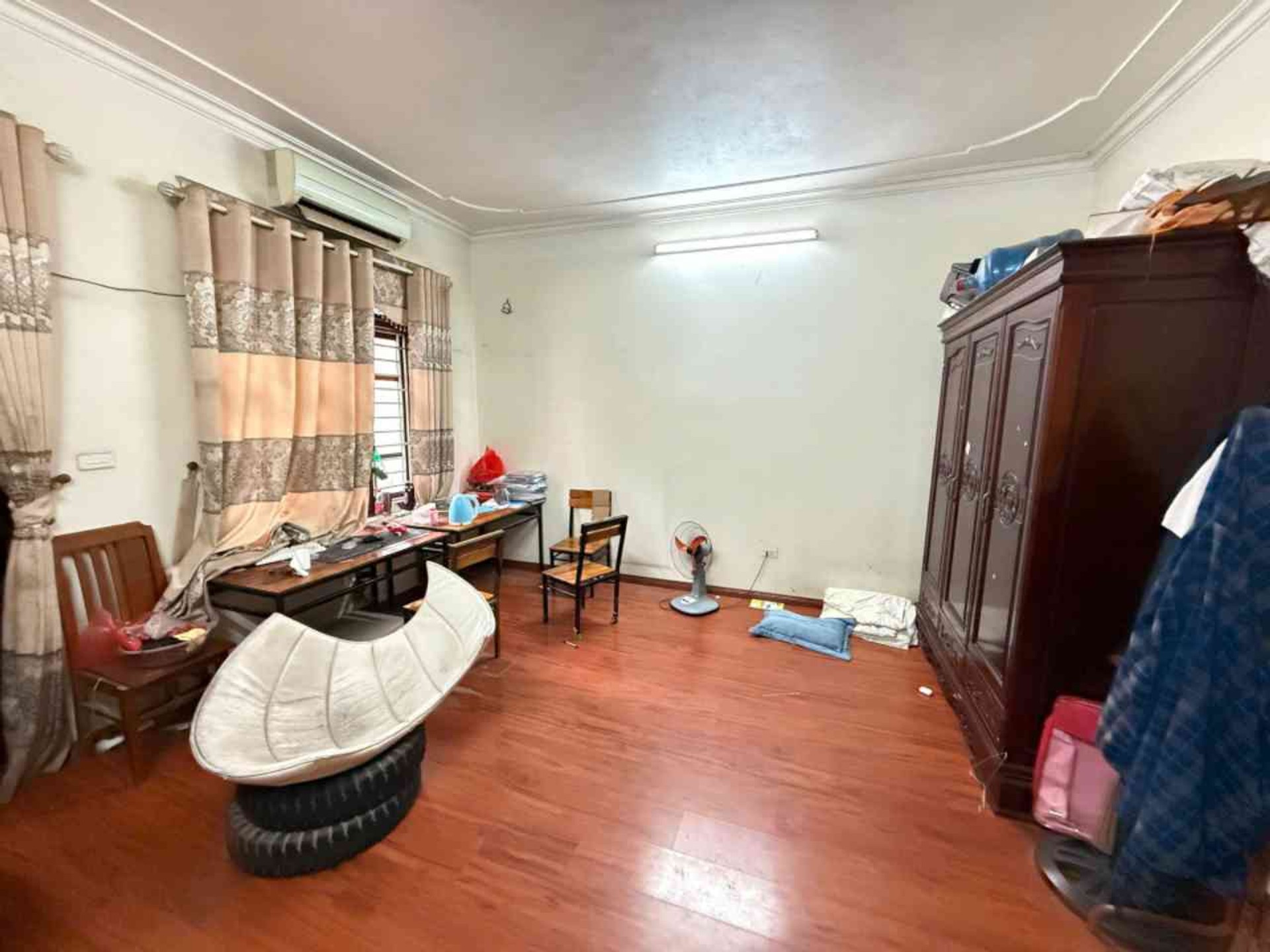 Bán nhà Thanh Đàm - diện tích 97m2 4 tầng - Ngõ ô tô tránh - giá 26 tỷ