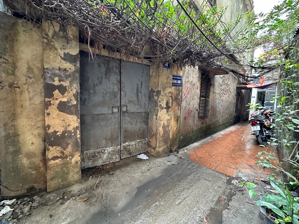 Bán nhà Kim Đồng - diện tích 367m2 2 tầng - ô tô tránh - giá 80 tỷ